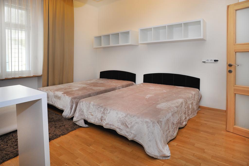 Near The Old Town Square Apartment Prag
